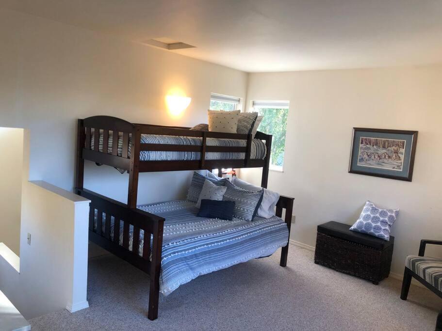Coastal Place - Best Location In Downtown! Anchorage Exterior foto